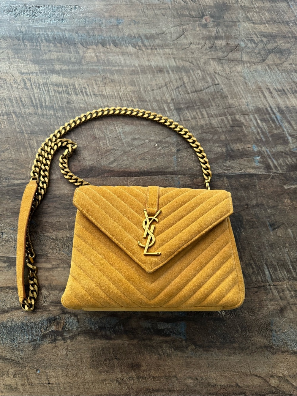 Saint Laurent
Women's Brown College Medium
Leather Shoulder Bag